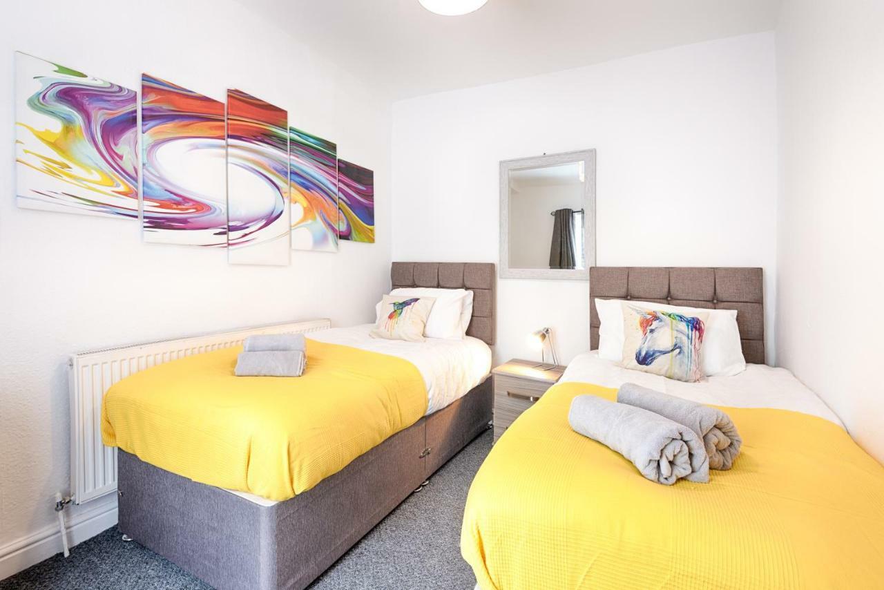 City Centre, Parking, Smart Tv'S In All Rooms Swansea Esterno foto