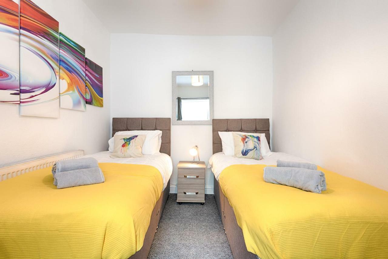 City Centre, Parking, Smart Tv'S In All Rooms Swansea Esterno foto
